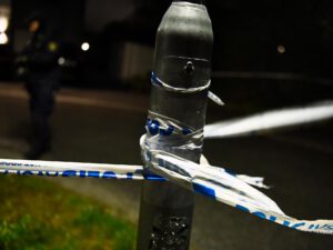 Explosion i port till flerfamiljshus i Kållered