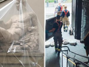 Konst för hundratusentals kronor sotskadade efter brand