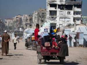 Källor: Vill flytta en miljon Gazabor till Libyen