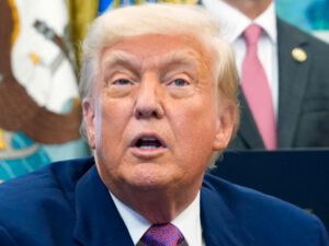 Trump överväger ryssmöte i Turkiet