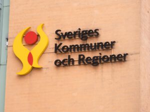 SKR vill stoppa nerläggning av servicekontor