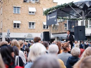 Kristersson om trippelmordet: Sprid inte rykten