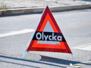Mc-förare allvarligt skadad efter frontalkrock