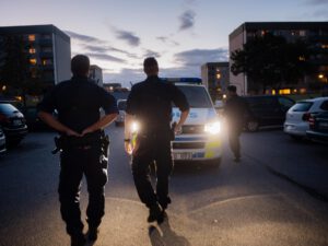 Polisen: Rekordökning av poliser på gatorna