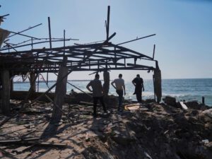 Israel utreder attack mot strandkafé i Gaza