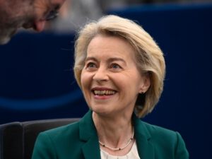 Inget misstroende mot von der Leyen